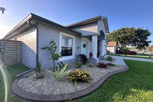 743 Del Mar Cir, Melbourne, FL 32904 - Photo 6