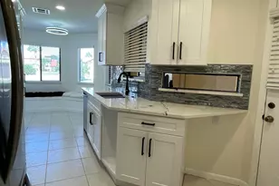 613 Manatee Dr, Satellite Beach, FL 32937 - Photo 4