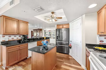 100 Riverside Drive #301, Cocoa, FL 32922 - Photo 10