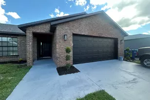 1218 Thallar Ln NW, Palm Bay, FL 32907 - Photo 2