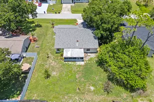 648 Munich St NW, Palm Bay, FL 32907 - Photo 36