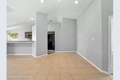 648 Munich Street NW, Palm Bay, FL 32907 - Photo 10
