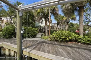 53 Vip Is, Grant-Valkaria, FL 32949 - Photo 38