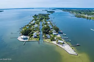 53 Vip Is, Grant-Valkaria, FL 32949 - Photo 42