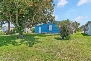730 Periwinkle Cir, Barefoot Bay, FL 32976 - Photo 8