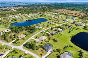 4268 Gardenwood Cir, Grant-Valkaria, FL 32949 - Photo 56