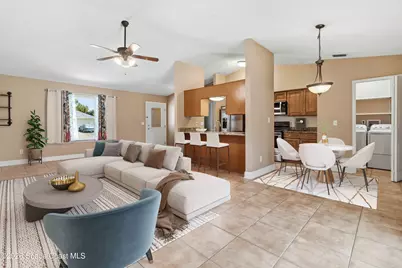 1038 Falconer Street NW, Palm Bay, FL 32907 - Photo 8