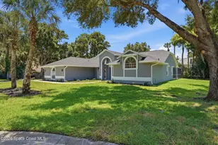 584 Laurel Oak Ct NE, Palm Bay, FL 32907 - Photo 2