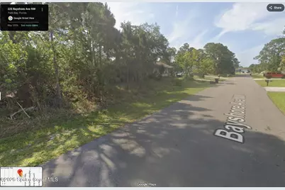 226 Bayshore Avenue NW, Palm Bay, FL 32907 - Photo 4