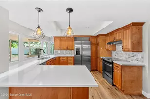 475 E Amherst Cir, Satellite Beach, FL 32937 - Photo 12