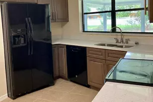 843 Parsons Cir SE, Palm Bay, FL 32909 - Photo 8