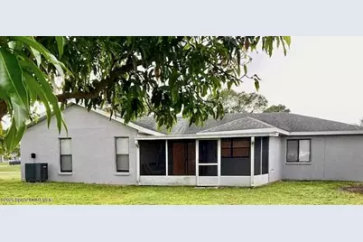 843 Parsons Circle SE, Palm Bay, FL 32909 - Photo 10