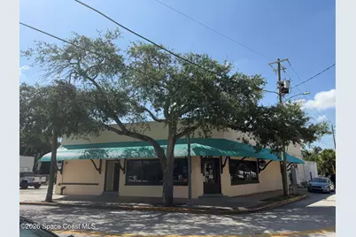 2021 Melbourne Court, Melbourne, FL 32901 - Photo 2