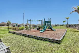 1038 Soleway Ave NW, Palm Bay, FL 32907 - Photo 38