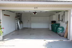 691 Linville Falls Dr, Melbourne, FL 32904 - Photo 20