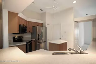 691 Linville Falls Dr, Melbourne, FL 32904 - Photo 4