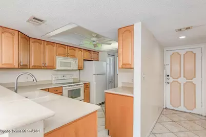 1595 N Atlantic Avenue #209, Cocoa Beach, FL 32931 - Photo 6
