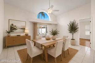 2479 Coral Ridge Cir, Melbourne, FL 32935 - Photo 8