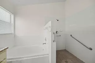 2479 Coral Ridge Cir, Melbourne, FL 32935 - Photo 24
