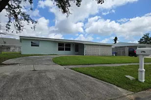 1796 Pontiac Cir N, Melbourne, FL 32935 - Photo 2
