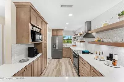 2160 N Highway A1A #305, Indialantic, FL 32903 - Photo 6