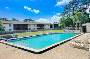 1515 Huntington Ln, Rockledge, FL 32955 - Photo 4