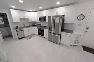 4800 Ocean Beach Blvd, Cocoa Beach, FL 32931 - Photo 8