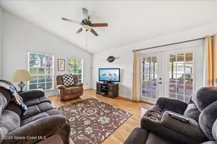 3353 Lakeview Cir, Melbourne, FL 32934 - Photo 12