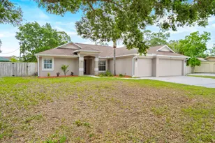 567 Consolata Ave NW, Palm Bay, FL 32907 - Photo 2