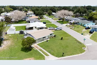 2410 Saint Swithin Lane, Melbourne, FL 32935 - Photo 2