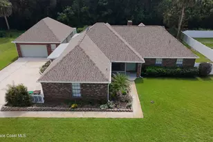 664 Manor Pl, Melbourne, FL 32904 - Photo 8