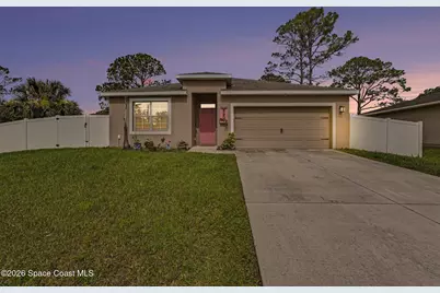 860 Airport Avenue SE, Palm Bay, FL 32909 - Photo 2
