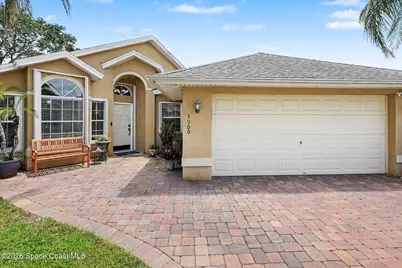 3900 Saint Armens Circle, Melbourne, FL 32934 - Photo 1
