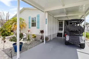 859 Laurel Cir, Barefoot Bay, FL 32976 - Photo 4