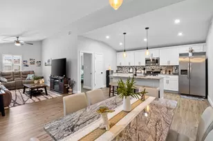 859 Laurel Cir, Barefoot Bay, FL 32976 - Photo 18