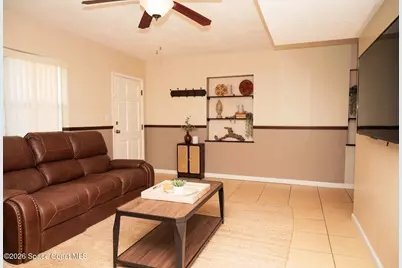 633 Wisteria Drive, Melbourne, FL 32901 - Photo 4