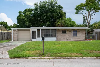 633 Wisteria Drive, Melbourne, FL 32901 - Photo 2
