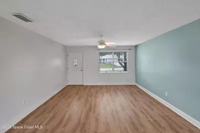 400 Calabria Avenue SE, Palm Bay, FL 32909 - Photo 10