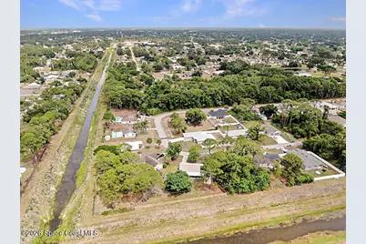 400 Calabria Avenue SE, Palm Bay, FL 32909 - Photo 40