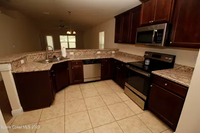 1034 Breakaway Trail, Titusville, FL 32780 - Photo 4