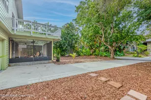 5925 Riverside Dr, Melbourne Beach, FL 32951 - Photo 4