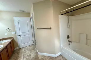 6044 Serene Pl, Melbourne, FL 32904 - Photo 6