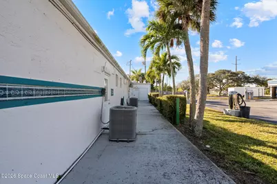 599 Sherwood Avenue, Satellite Beach, FL 32937 - Photo 10