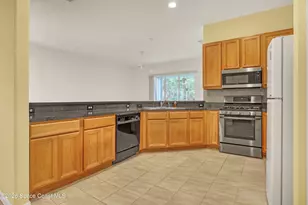 4892 Outlook Dr, Melbourne, FL 32940 - Photo 4