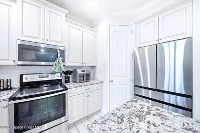 1165 S Courtenay Parkway, Merritt Island, FL 32952 - Photo 8
