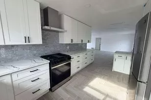 233 NE 1st Street S, Satellite Beach, FL 32937 - Photo 6