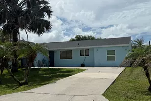 190 Abalone Rd NW, Palm Bay, FL 32907 - Photo 2
