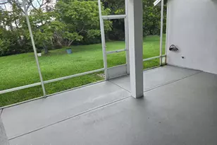 292 Carmel Dr, Melbourne, FL 32940 - Photo 12