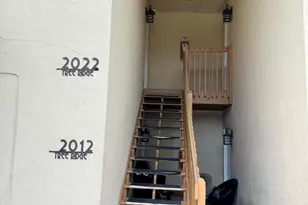 2012 Tree Ridge Ln NE, Palm Bay, FL 32905 - Photo 2