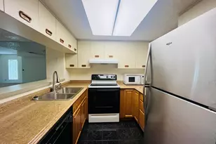 555 Aster Ct, Merritt Island, FL 32953 - Photo 2